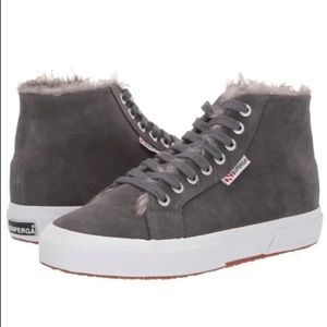 NIB🖤Super Soft SUPERGA High Top Shoes w/Faux FUR insides gray lace ups NWT